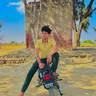 SarohaLokesh's profile picture. 