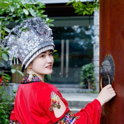 Evianwong1314's profile picture. H&Y international co.,limited/ Zccutter Cnc technology co.,limited  : Lable printing and cutting machine , Cnc carton honeycomb cutting machines, rfid labeling