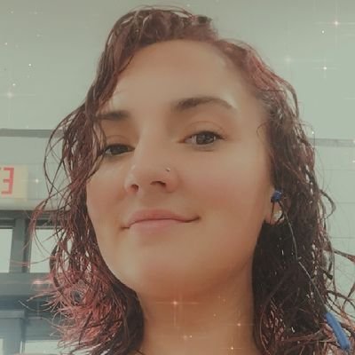 MycoleGonz's profile picture. Dreams & Nightmares 🌃 🌉 🌙 

How can I Jeet with these diamonds in my hands??? 😘