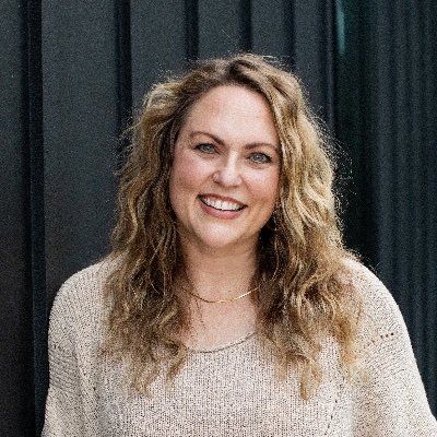 Co-founder of @SheReadsTruth @HeReadsTruth @KidsReadTruth
