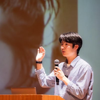 子育てのラジオ「Teacher Teacher」で第5回JAPAN PODCAST AWARDS大賞。無料のオンラインフリースクール「コンコン」運営。