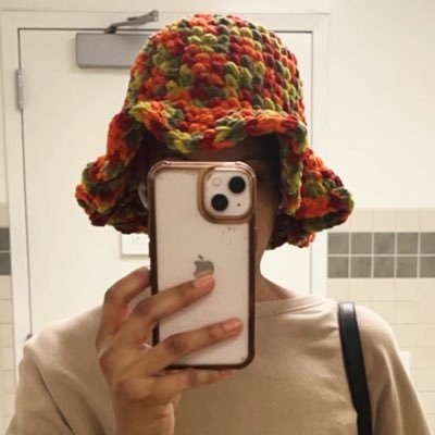 _Skededededede's profile picture. My style is kinda fat, reminiscent of a whale.