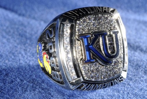Home brewer, craft beer loving, Jayhawks, Royals, and Chiefs fan