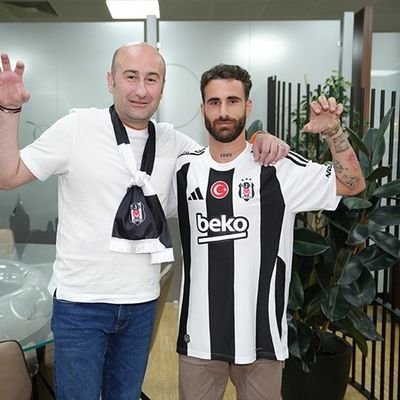 1923Rabona's profile picture. @Besiktas kocaman bir ailedir.