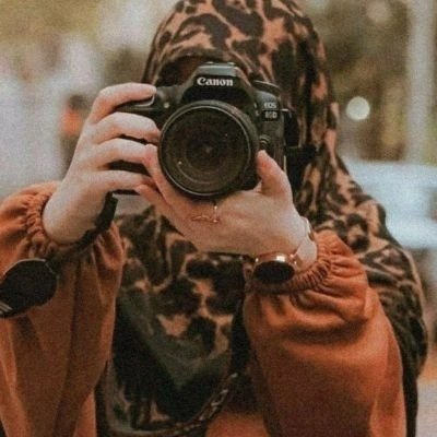 باافتخاربچه جنوبی ام_دهه هشتادی وپرسپولیسی دوآتیشه_شهریوری خاص😌_عاشق ولایت فقیه❤️