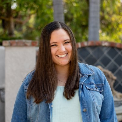 hey_ris's profile picture. she/her • Probably at Disneyland or taking a nap • Going into a spiral, anyone want anything?