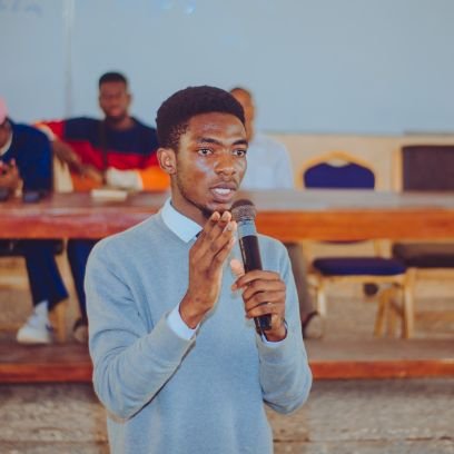 Believer | Student Engineer 👨🏭 | Freelancer @Etsy & Web3 Enthusiast 💻💻 | Cowrywise Campus Ambassador @cowrywise | Rotaractor @RAC_Funaab