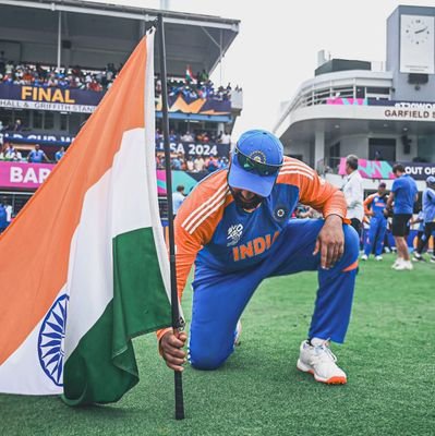 Hitman 
4️⃣5️⃣
#RohitSharma𓃵