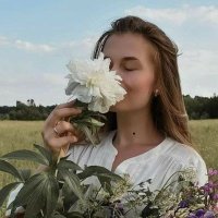 Lara (@larajonggrang7) 's Twitter Profile