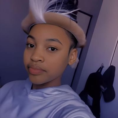 Monied under 25. Property business girl of the year. Dad's own girl. Construction lavish homestead in motion(Official Boss Girl) luxury not cluster sellšļøš§±šļø