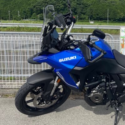 空と太陽と海が好物の40代リターンライダー🏍️ 2023.12 大型二輪免許を取得🪪 兵庫からワクワクするスポットを探して週末ツーリング三昧😍 道の駅スタンプラリー 近畿/三重コンプ、岐阜/岡山攻略中! ダムカード、ジオカード、名城スタンプ、国道ステッカーゆるーく集めてます🃏