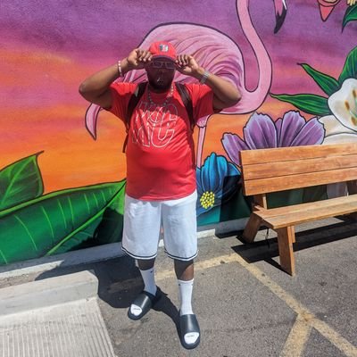 Basketball & Football Dad/Coach, Freelance Camera Operator. I'm just doing my purpose for God. #TeamGodFirst #HeatNation #RIPTBaby