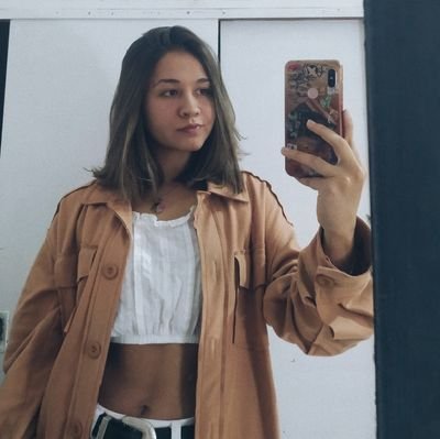 estudiante de ingeniería (ᵉⁿ ᶜʳⁱˢⁱˢ) | aguante messi y el duko | Ig: Delfi_gonzz