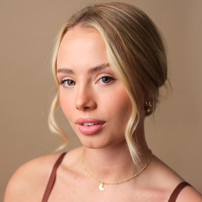 itsTillyGibson's profile picture. UCLan Acting Graduate 2021 - spotlight linked! - ✨✨ Instagram - @Itstillygibson