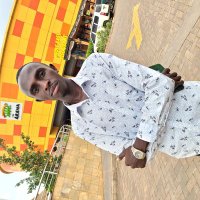 Akampurira Myres Caleb (@myrescaleb) Twitter profile photo