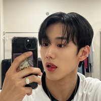말랑이.. (@intakgyeon) 's Twitter Profile Photo 말랑이.. (@intakgyeon) 's Twitter Profile Photo