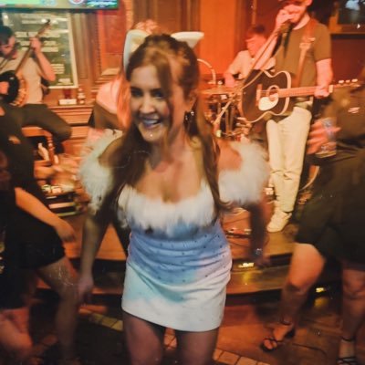 xrachelfinanx's profile picture. what's for you won't pass you