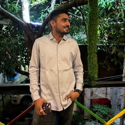 Akashmi57581201's profile picture. 