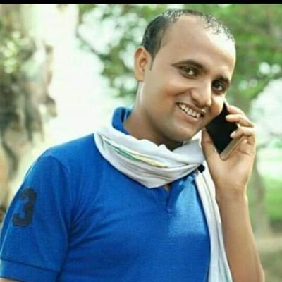 फन कुचलने का हुनर जानते है साँप के खौफ़ से घर नहीं छोड़ा करते...!
हर हर महादेव 🚩