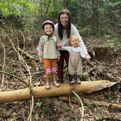 EmilyRoseB18's profile picture. 