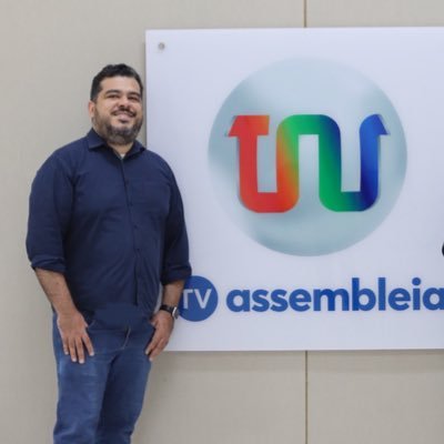 📺 Diretor de Jornalismo - @tvassembleia_pi
⚽ 🚵🏽 🏊🏽 Jornalista esportivo
Ex-O Dia, Cidade Verde, Clube, Lupa 1 e Piauí Pop (1ª geração)