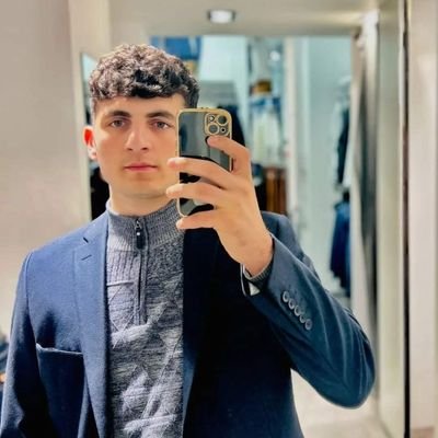 Sah3453Sahak's profile picture. 