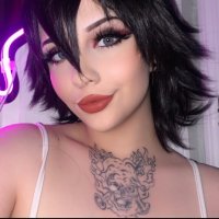 Mavis Valentine (@cxrpsebabii) 's Twitter Profile