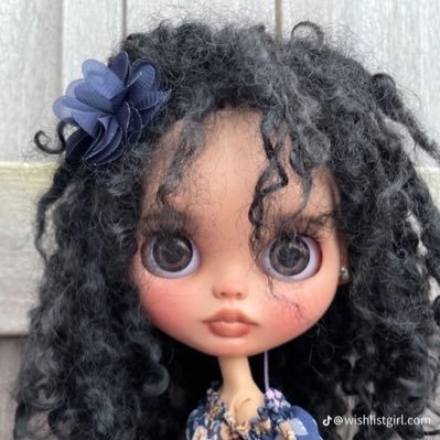 wsbwtch's profile picture. azgin azinlik