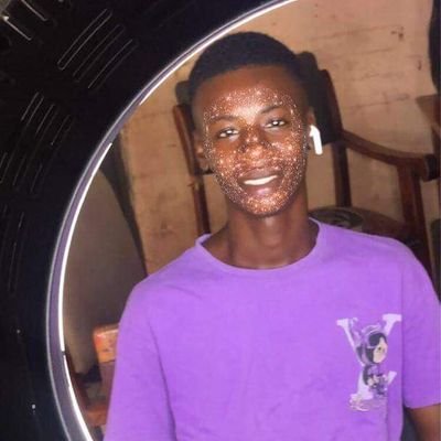 wizzy33612's profile picture. I'm juice by my world 🤍✌️