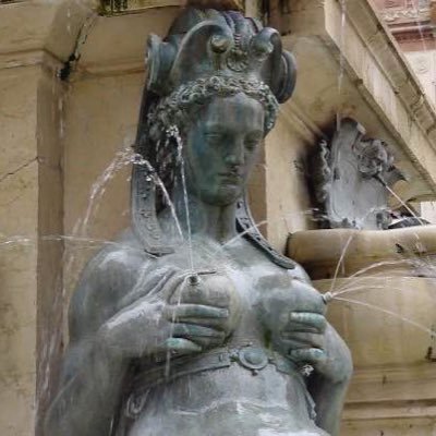 dryadmoth's profile picture. 