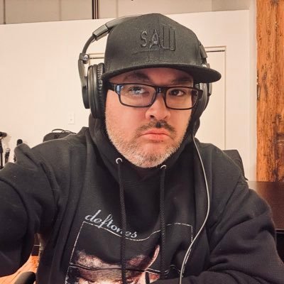 Studying cybersecurity professional ✶ 25+ years in audio ✶ @DynastyPodcasts since 2005 ✶ Prev: @WBEZ @WBEZreset @Q101Chicago @ColumbiaChi @CrainsChicago