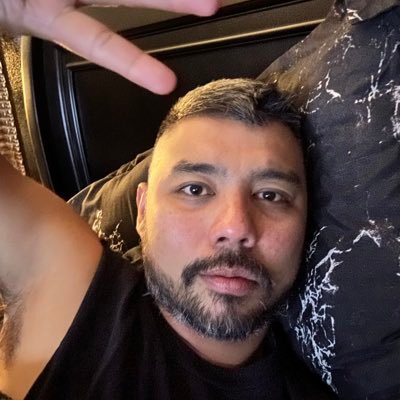 stonefisssh's profile picture. he/him