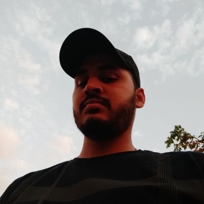YADUvivek9's profile picture. I LIKE MYSELF 
   💞Ro45💞