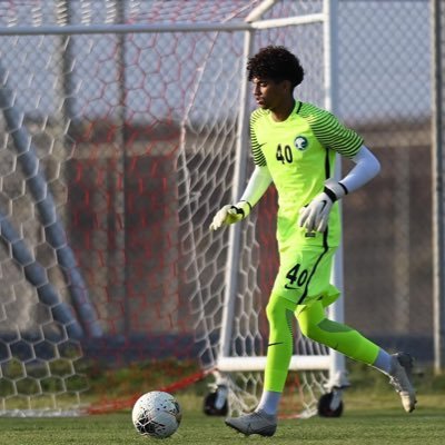 Ragdan28's profile picture. Professional Player 🧤⚽️ "A hand lifted to Allah isn't let down”