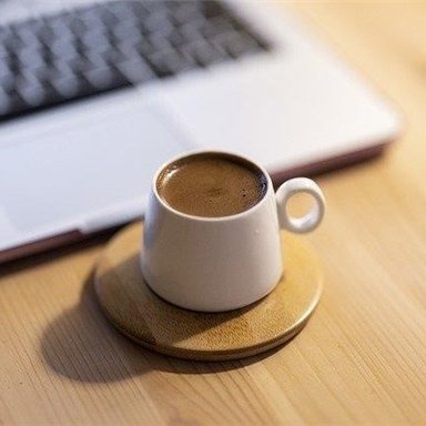 Sumiko396166's profile picture. 会社社長/個人投資家。事業失敗から、再起し複数の会社を経営。今はお得な情報を発信したり、私自身お金に苦労したのでお金に苦しんでいる人を助けたいと思い、少額ですが現金給付企画をしております。 なくなり次第終了⇒https://t.co/AibpK9e8ey