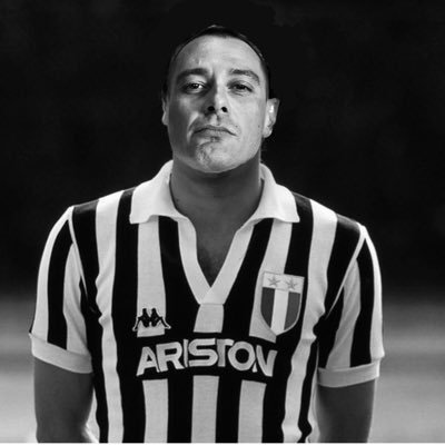 @juventusfc | @scuderiaferrari Propaganda Moratista CEO del Rimini FC Twitter | Fabri Fibra enthusiast | giurista per hobby