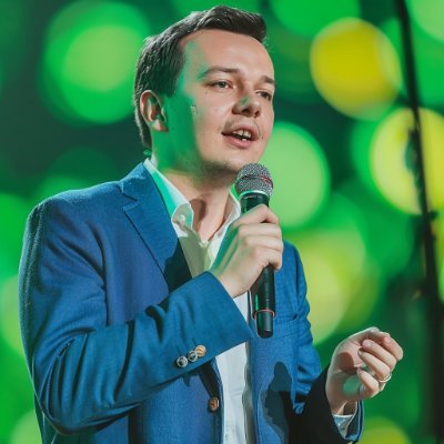 dmitrixenergy's profile picture. ⚛️ Nuclear Energy Specialist, 15 years navigating the nuclear landscape 🌍