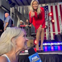 Karen IS the Manager! (@kehmanagement) 's Twitter Profile Photo