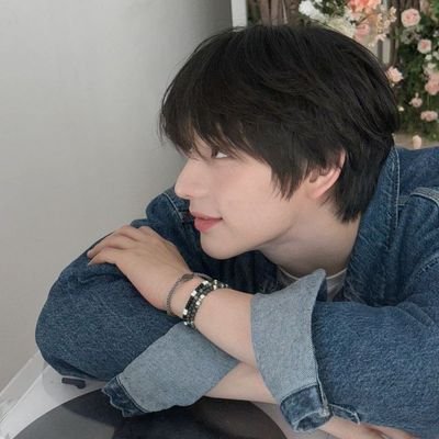 rrenjjn's profile picture. 