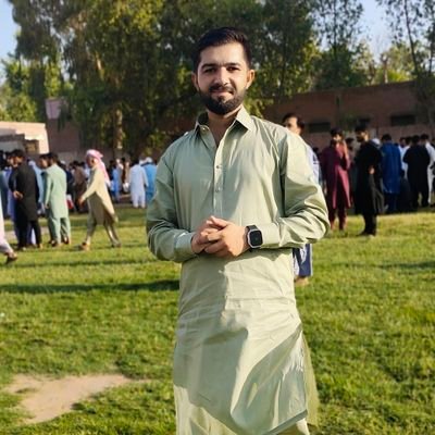 UmairRanau8564's profile picture. کاش ہم بھی کسی کے دل کی ضد ہوتے....
کاش کوئی ہمیں پانے کے لیے بھی ہر حد پار کرتا...!!!