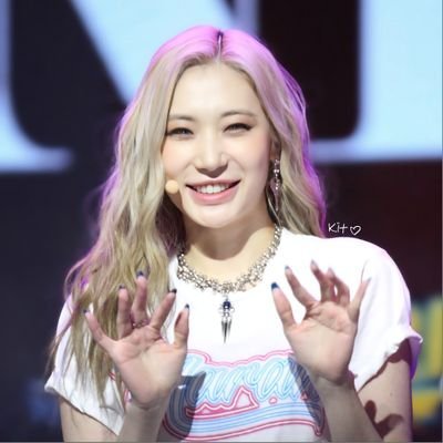 KittyHunter43's profile picture. 🍒 91 • 🐱 98 • 🦥 02