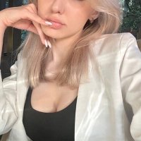 Ava(エイヴァ) (@rtewhrth75193) 's Twitter Profile