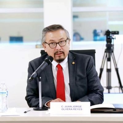 Lawyer since 1985. Socio fundador de JEF. Miembro BMA, AIDP. Autor libro CNPP visión pedagógica. Litigación penal, certificado CWSL, CIBEP,ABA. Dr. HC mult.