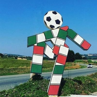 redbhoyburn's profile picture. #LFC ⚽⚽⚽ #ynwa #jft97, once nearly did something fairly good so I gave me sen an MBE 👊👍