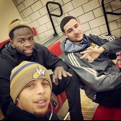 5starmoni1's profile picture. 