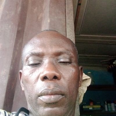 Am very simple and be funny to like cracking joeks.