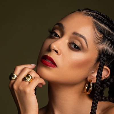 aspenonlife's profile picture. Model. Photographer. Creative Director.