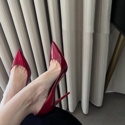 0755uuii's profile picture. 深圳寻同好夫妻，素质差的口嗨的不要来 谢谢 我们是九零后的夫妻，找真实的夫妻，假的不要来，找优质素质的单男 有三P四P的经验，喜欢操 玩得来，心态好 但是遇见口嗨一样会怼，所以口嗨的不要私信，不要自讨没趣