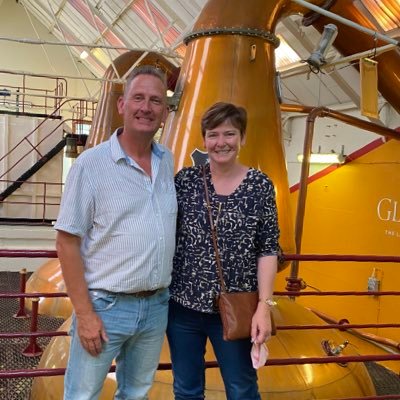 carlpphillips's profile picture. Born a Blue, proud Evertonian, happily married for 32 years, and proud Dad to 2 beautiful girls.