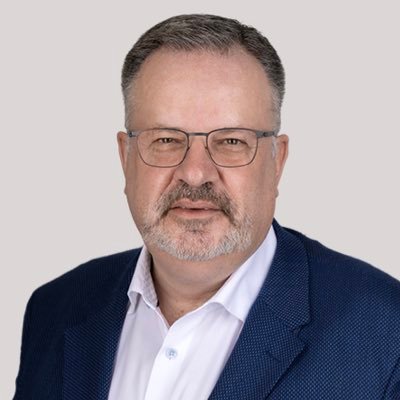 Global sustainable finance leader helping clients transition to a net zero, fair and nature positive future. Views my own.